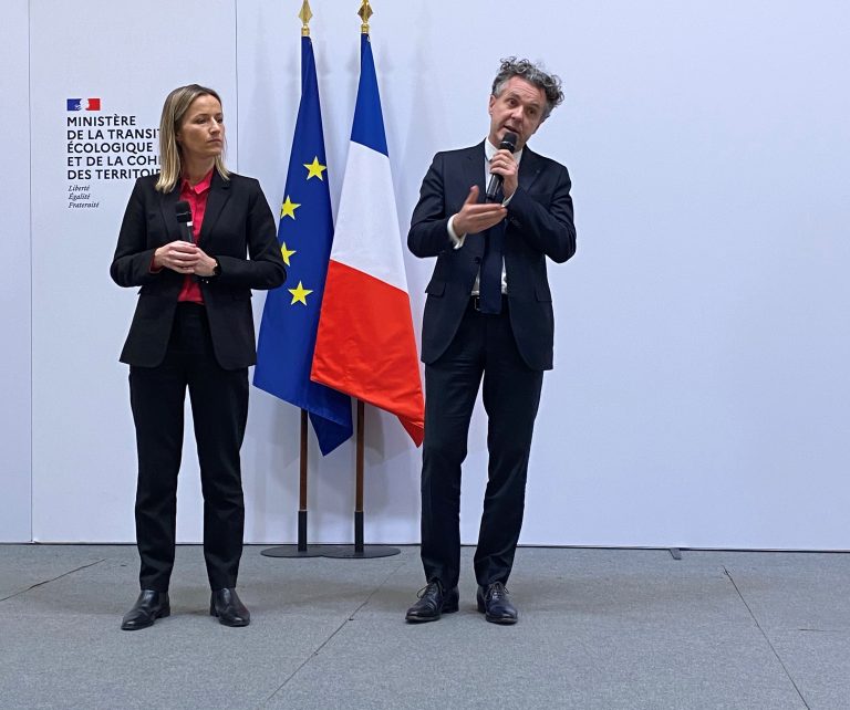 Ministro Bechu y Secretario de Estado Couillard Fuente: Actri.fr