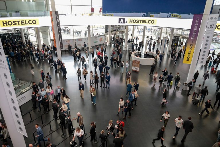 Cuando comer fuera del hogar empezó a ser un sistema